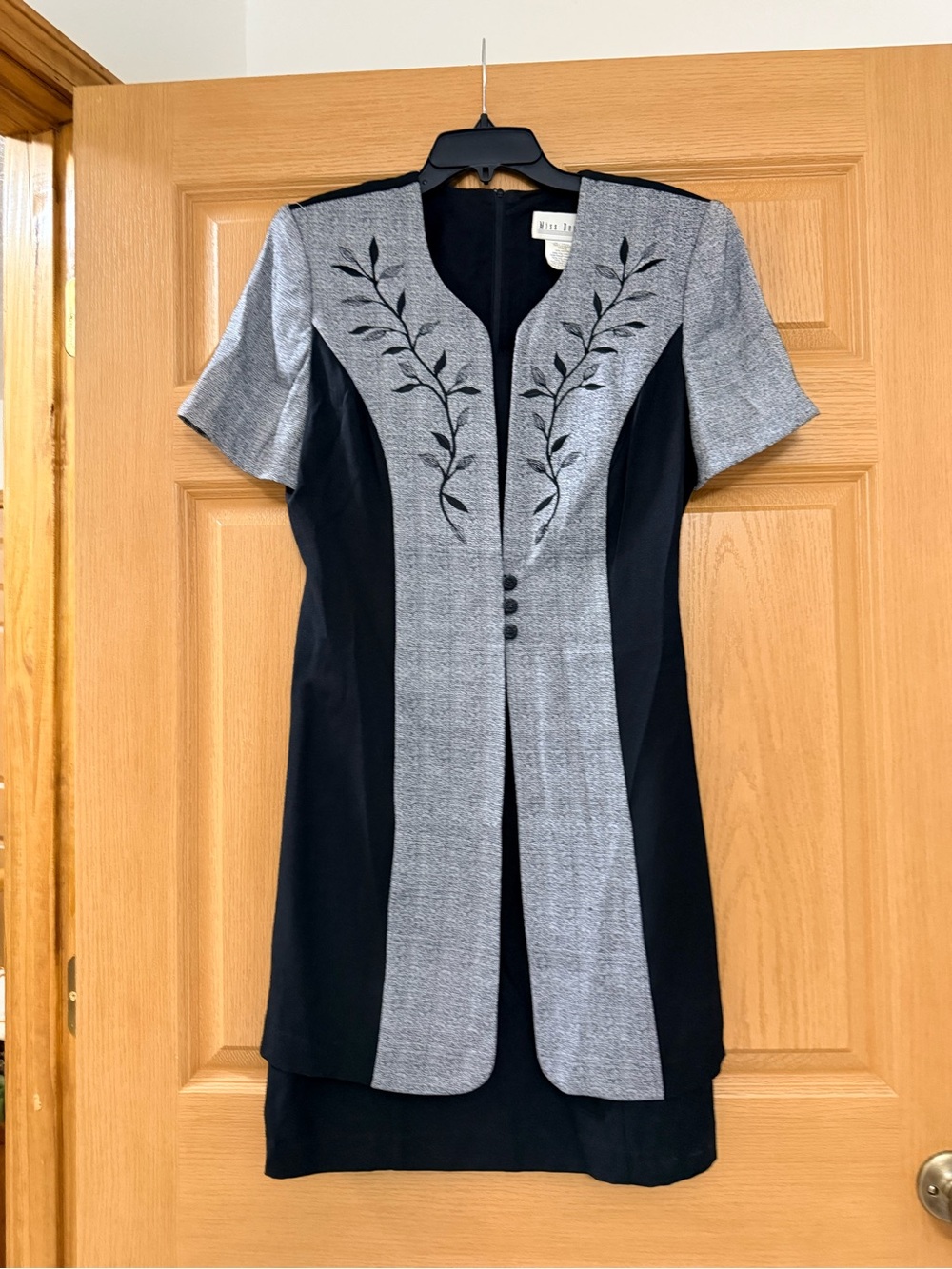 Classic Two-Tone Black and Gray Midi Dress with Embroidered Detail